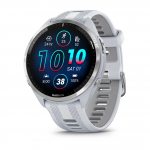 Garmin Forerunner 965 Titanium безел с Whitestone корпус и Whitestone/Powder Grey силиконова каишка